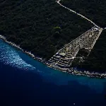 Bezic Tatil Evi Grohote