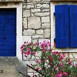 Bezic Tatil Evi